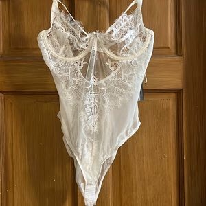 Gooseberry Intimates Catch Me- size small